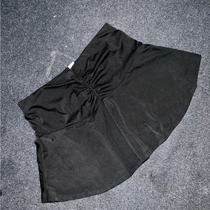 H&M all black mini skirt